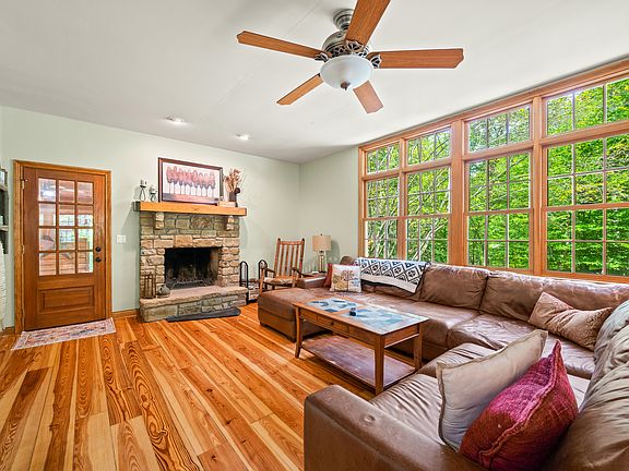 4th image of 547 Southridge Trl