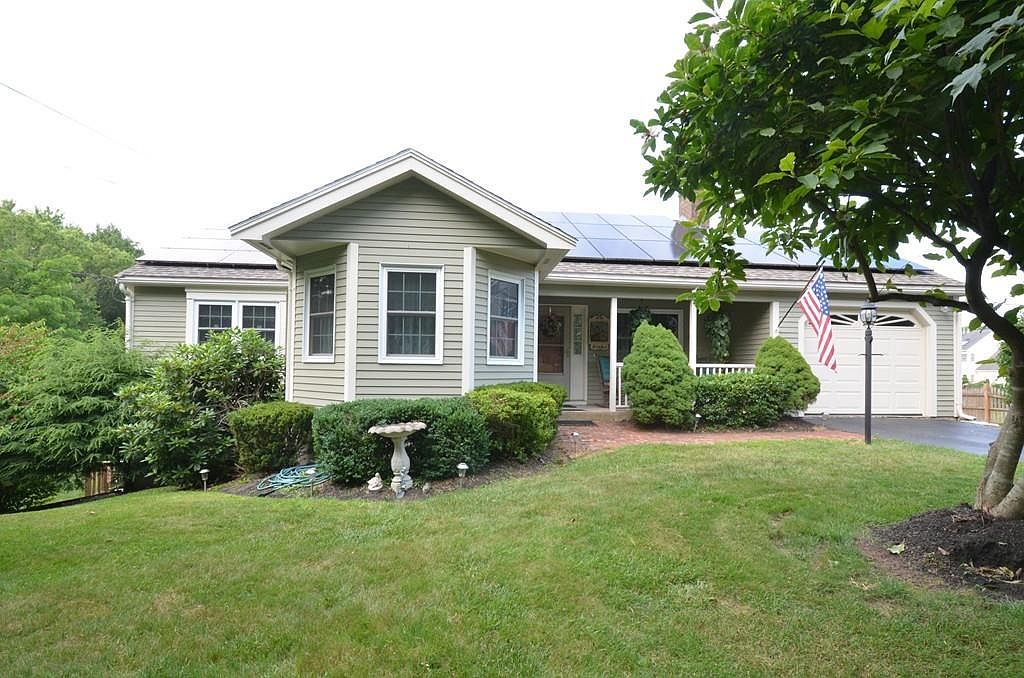 525 Oak St, Franklin, MA 02038 Zillow