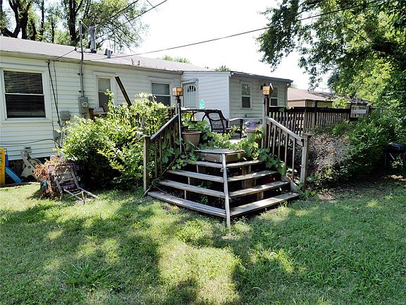 4th image of 715 Science Hill Dr