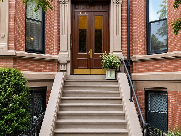 123 Marlborough St #1B — Photo 1