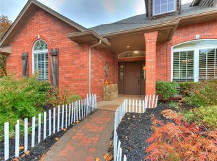 9651 Skyridge Dr, Edmond, OK 73007