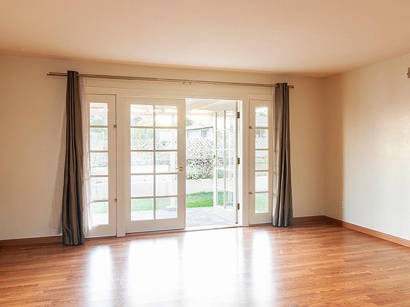 3rd image of 1025 Larker Ave