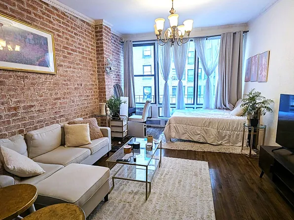 304 East 73rd Street image 5 of 12