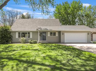 173 Yoho Dr, Anoka, MN 55303