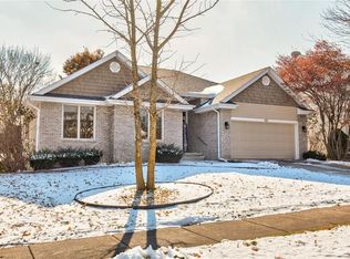 4770 Waterford Dr, West Des Moines, IA 50265