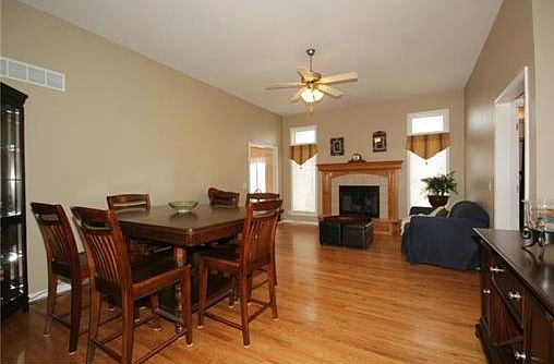 2nd image of 213 Essex Dr