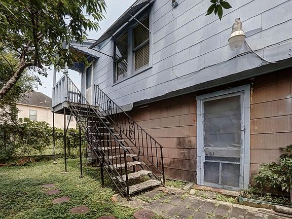 3rd image of 2509 Morse St