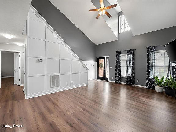 4th image of 801 Hackney Ln