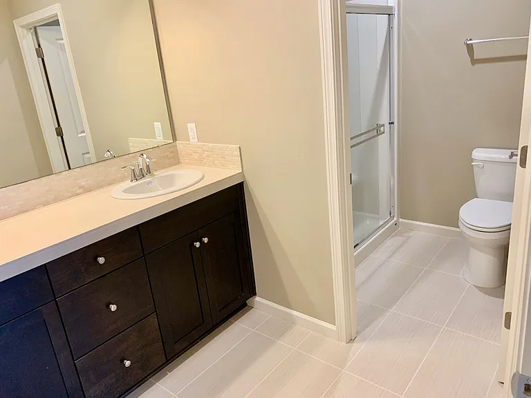 839 Water Ave NE — Photo 23