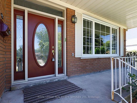 3rd image of 1492 Hillgrove Rd