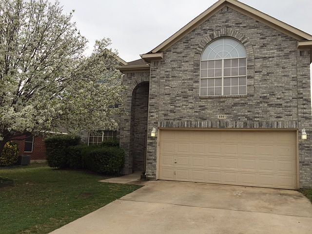 1st image of 5561 Lawnsberry Dr