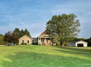 5490 Dalton Rdg, Fennville, MI 49408