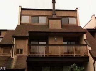 3893 El Camino Pl, Alexandria, VA 22309
