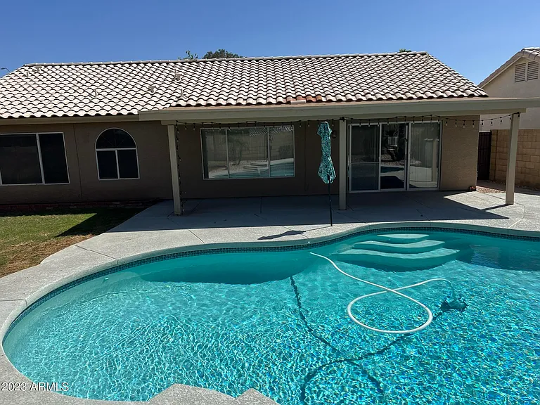 8 W Marco Polo Rd — Photo 17