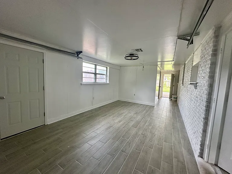 1752 Diane Dr — Photo 4