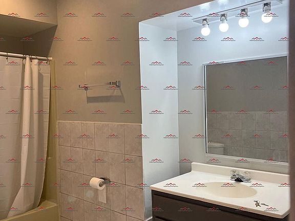5th image of 1115 W 149th St #4586268