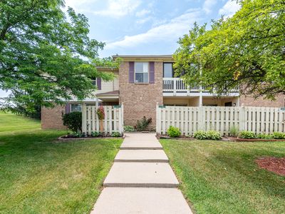 61081 Greenwood Dr, South Lyon, MI, 48178