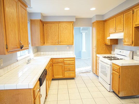 5th image of 5582 Rightwood Way