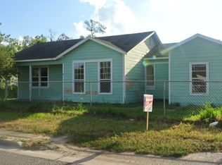 2107 S Laurent St, Victoria, TX 77901
