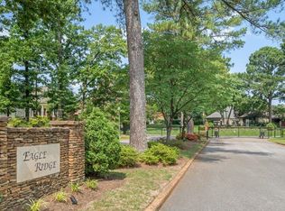 2490 Eagleridge Ln, Cordova, TN 38016
