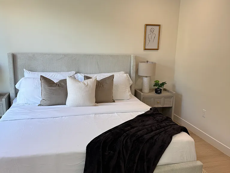 4152 Cahuenga Blvd #9 — Photo 27