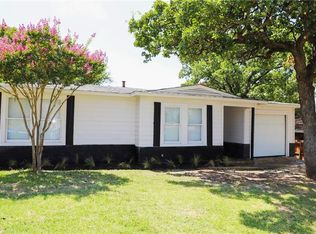 1816 Flemming Dr, Fort Worth, TX 76112
