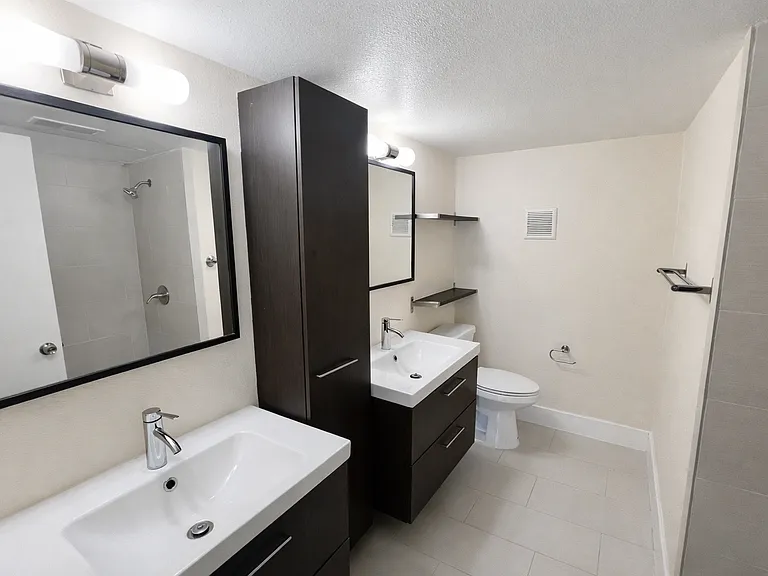 4777 Cedar Springs Rd #8D — Photo 5