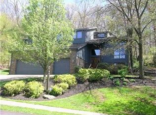 1207 Country Oak Dr, Wexford, PA 15090