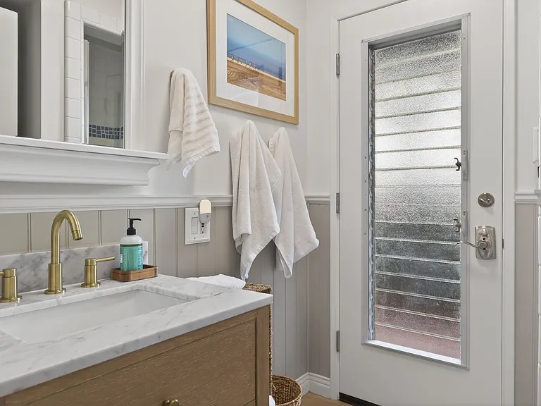 4229 Faria Rd — Photo 31