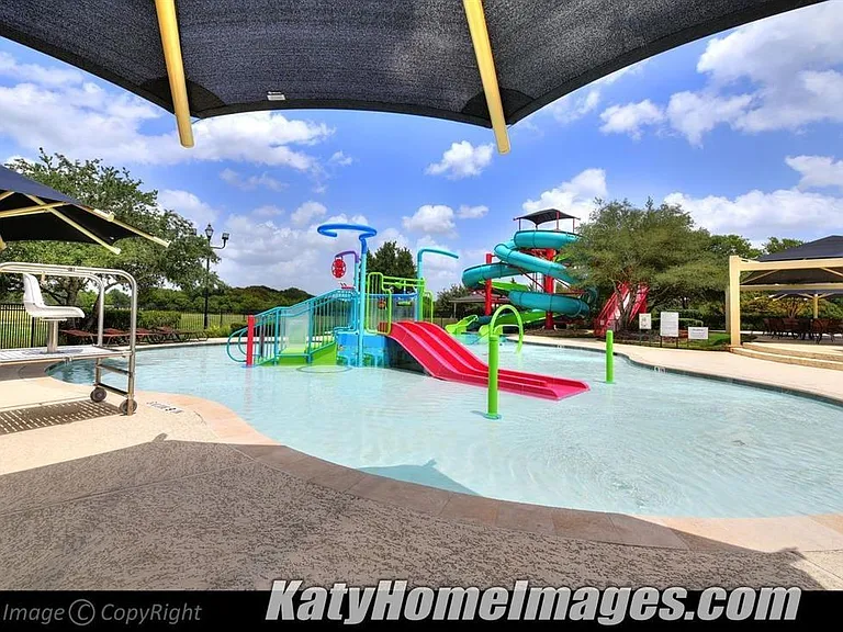 28259 Daystrom Ln — Photo 41