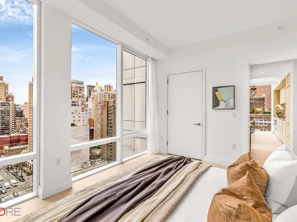 501 Third Avenue 24E image 4 of 5