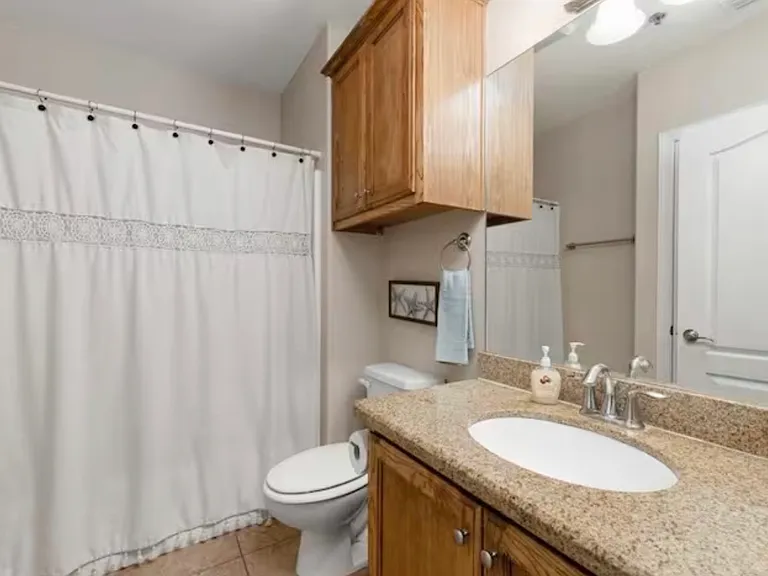 102 E Marlin St #5 — Photo 11