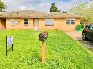 10 Ashleyville Rd, Baytown, TX 77521