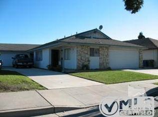 9490 El Cajon St, Ventura, CA 93004