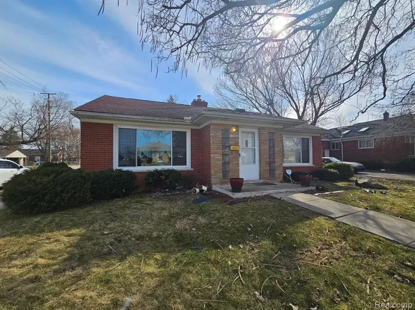 22858 Rausch Ave, Eastpointe, MI 48021