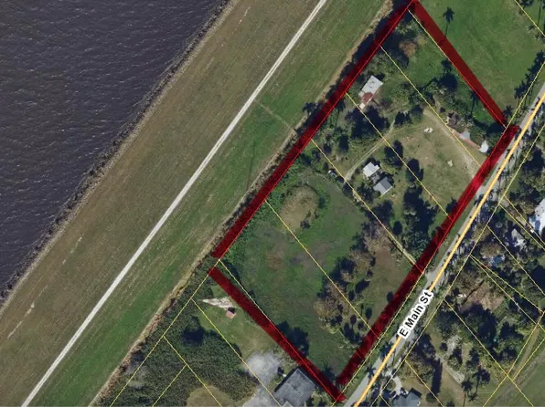 1977 E Main Street, Pahokee, FL 33476