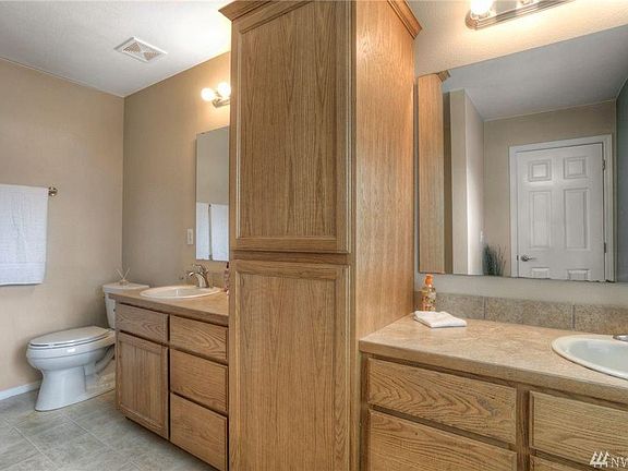 3rd image of 10607 19th Avenue Ct S