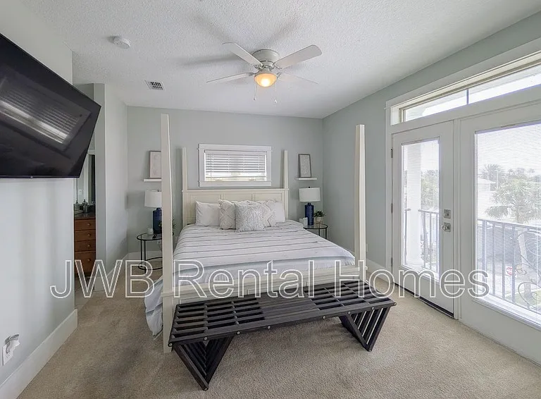 361 Ahern St — Photo 13