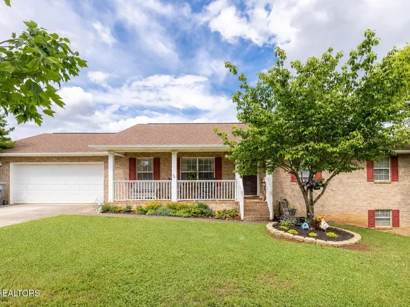 442 Wilaway Rd, Maryville, TN 37801