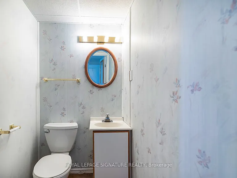 812 Schneider Pl — Photo 23