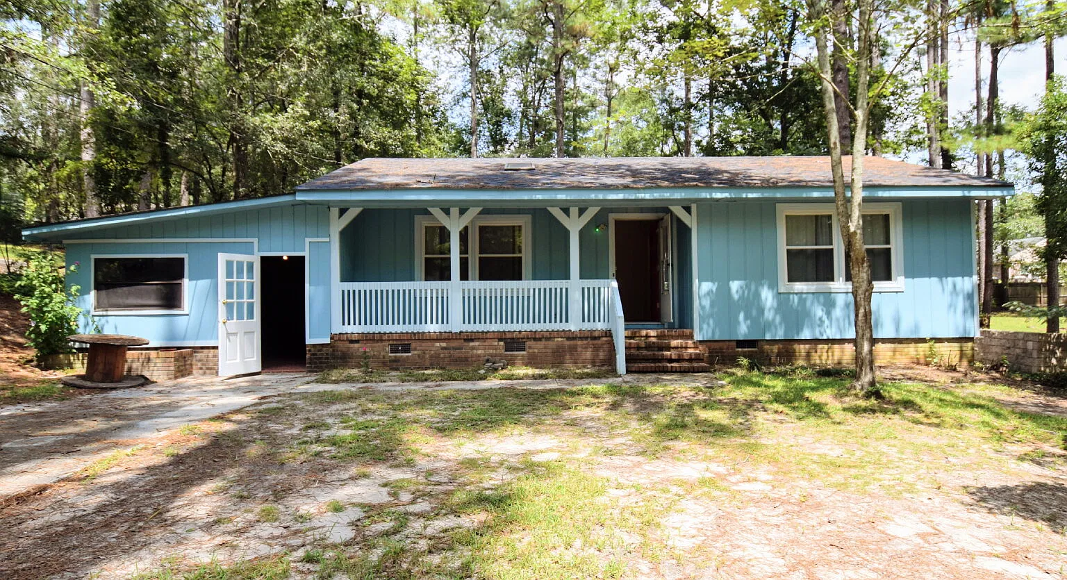 2 bed, 1.0 bath, 1043 sqft, $1,200 — Photo 3