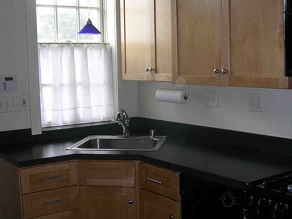 Kitchen remodelled in 2006