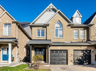61 Four Seasons Cres, East Gwillimbury, ON L9N0C4