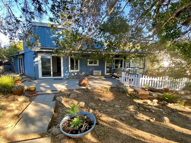 11051 Puesta Del Sol — Photo 7