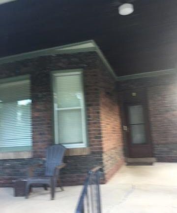 4th image of 2600 Jackson St