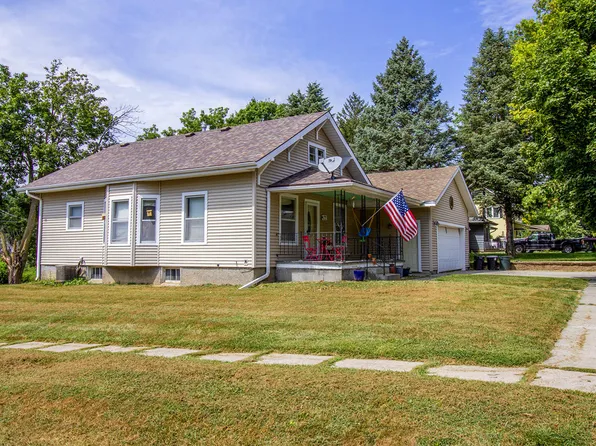 801 Kearney Ave, Malvern, IA 51551