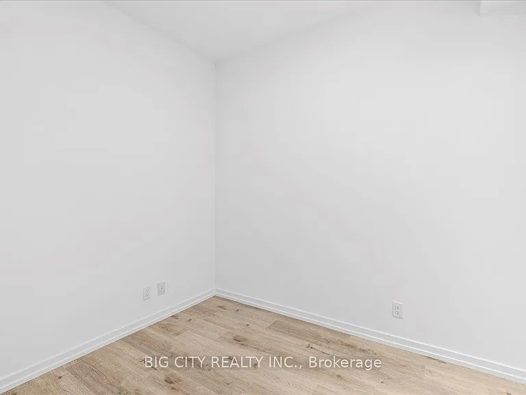 1000 Portage Pkwy #4107 — Photo 11