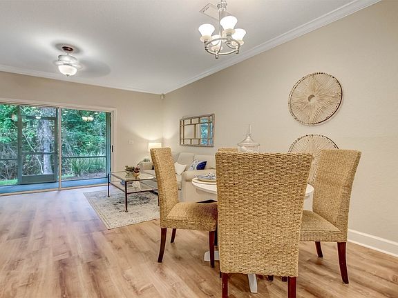 4th image of 96013 Cottage Ct #1307