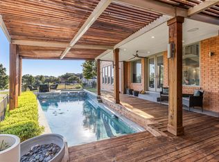 7702 Lakecrest Cir, Irving, TX 75063