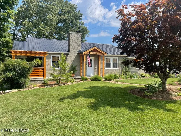 1604 NE Charles Dr, Knoxville, TN 37918